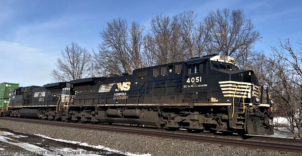 NS 4051